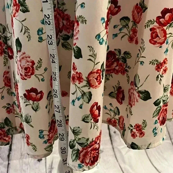 SHOW ME YOUR MUMU floral print dress size small - Picture 6 of 7